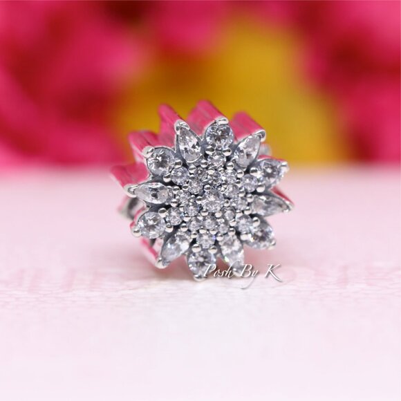 PANDORA Ice Crystal Charm 791764CZ - Picture 3 of 6